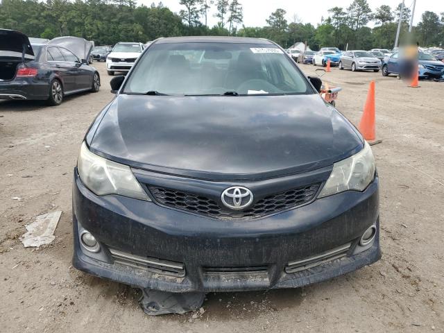 Sedans TOYOTA CAMRY 2013 Czarny