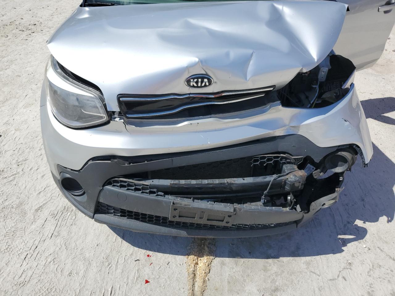 2018 Kia Soul VIN: KNDJN2A22J7579163 Lot: 57078485
