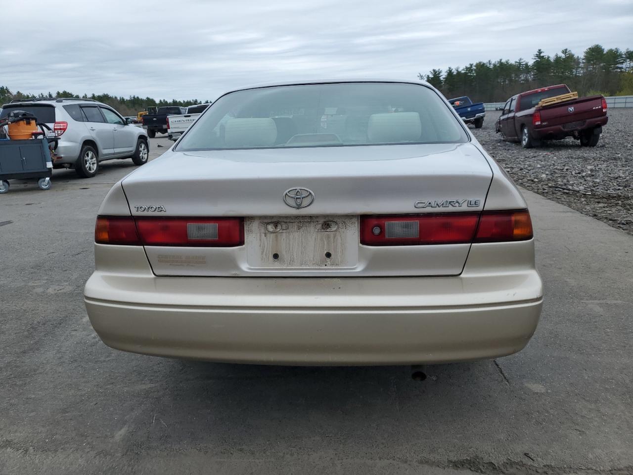 1999 Toyota Camry Ce VIN: 4T1BG22K5XU899273 Lot: 55764255