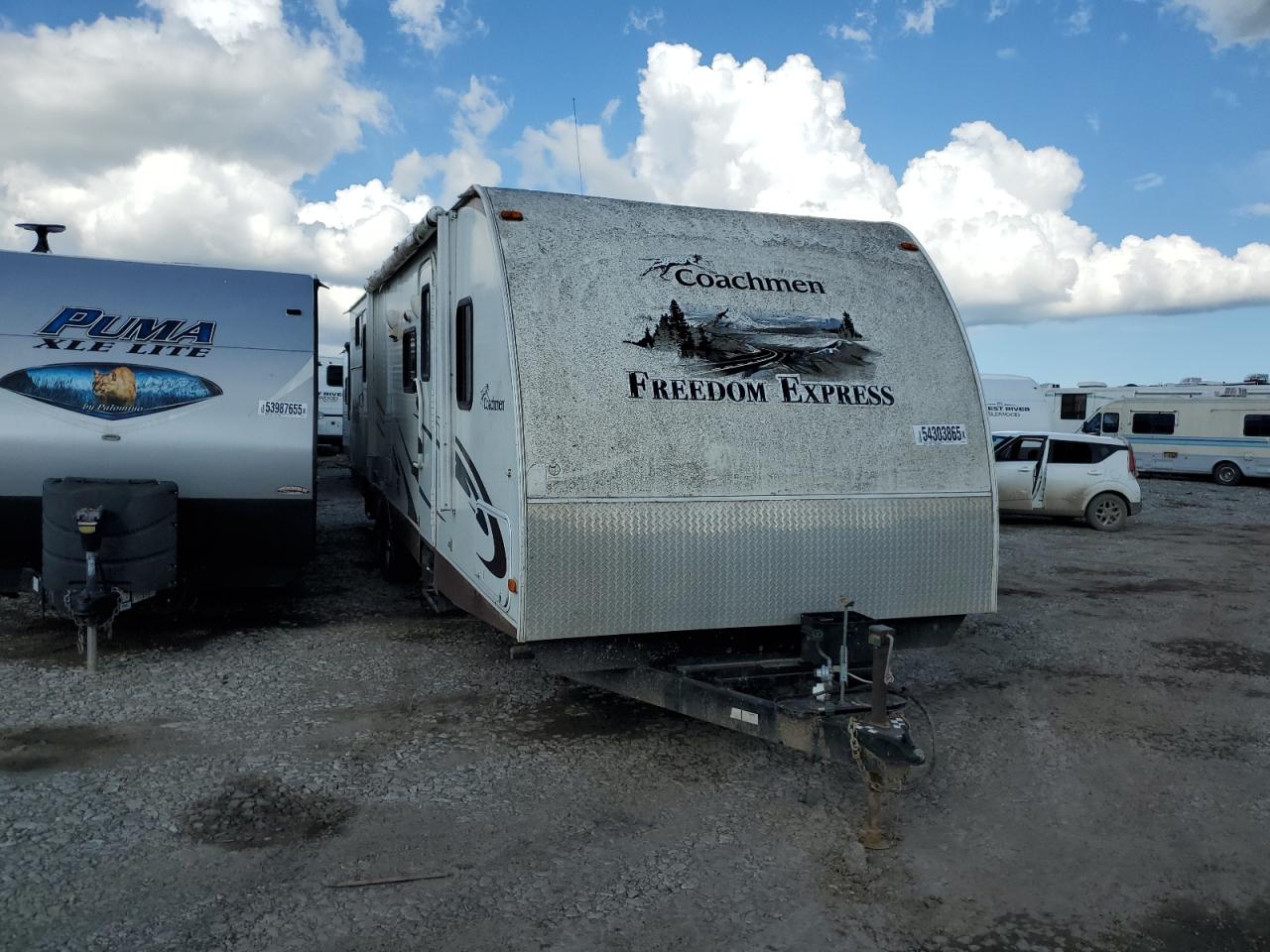 Earlington, KY에서 판매 중인 2012 Coach Camper - All Over