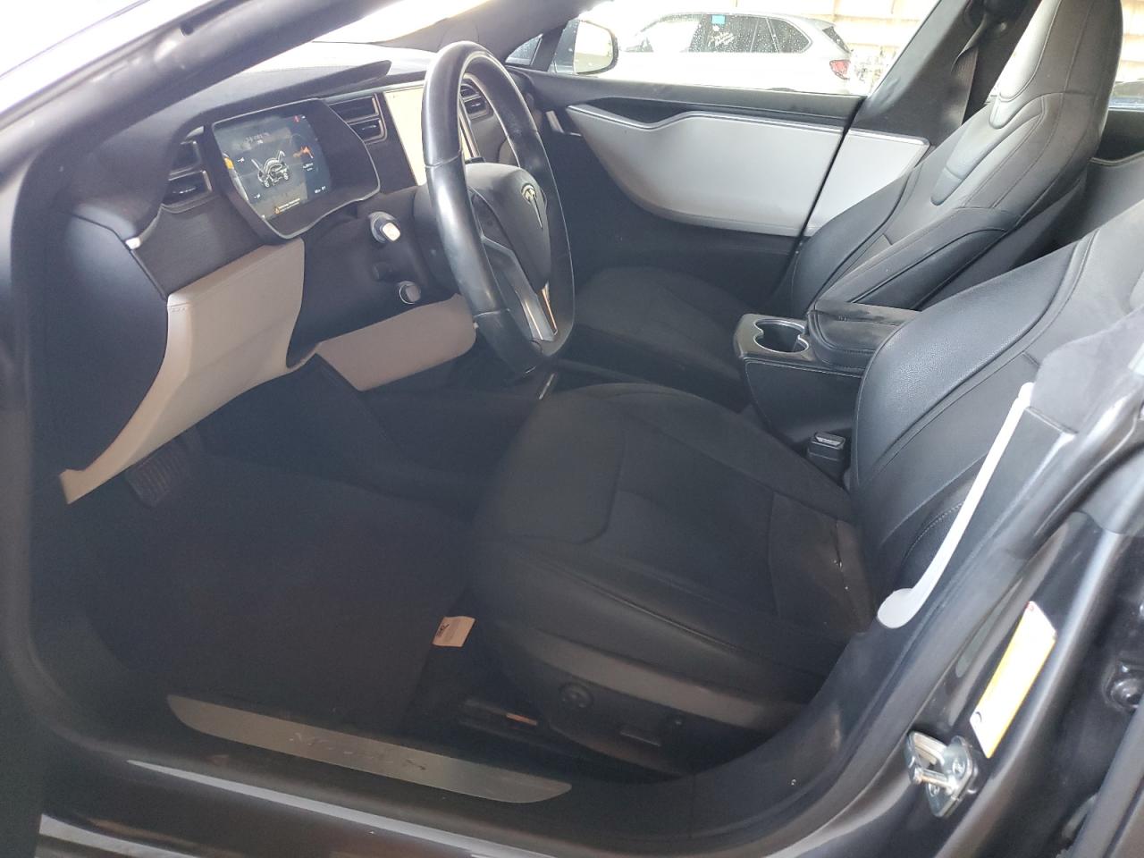 2016 Tesla Model S VIN: 5YJSA1E15GF131448 Lot: 57100245