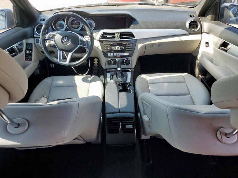  MERCEDES-BENZ C-CLASS 2014 Серебристый