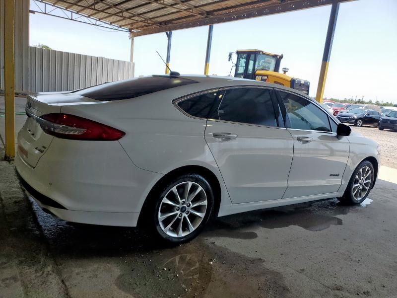 Седаны FORD FUSION 2017 Белый