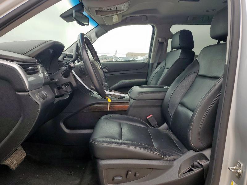  CHEVROLET SUBURBAN 2018 Silver