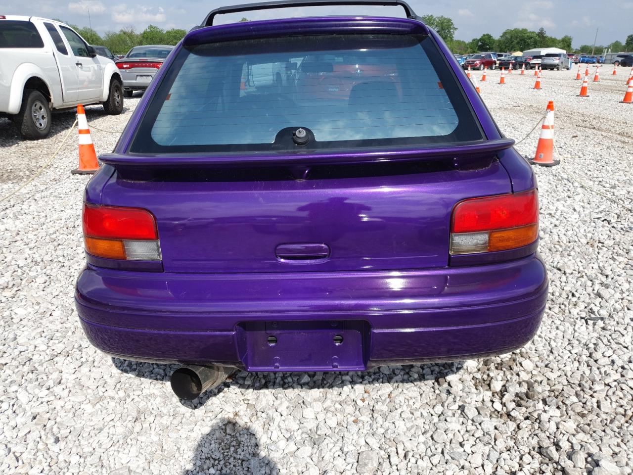 1997 Subaru Impreza L VIN: JF1GF4358VH812530 Lot: 57206885