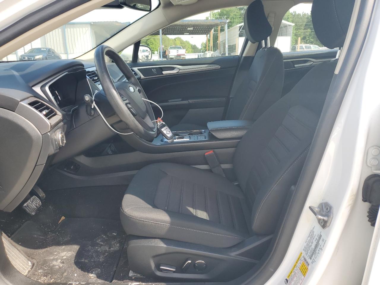 2020 Ford Fusion Se VIN: 3FA6P0LU1LR206202 Lot: 54030395