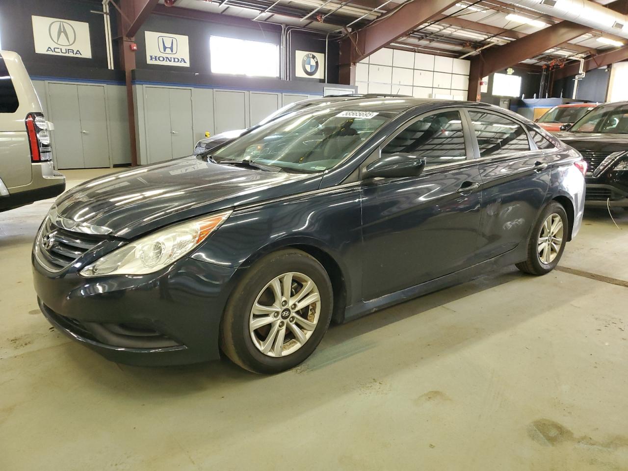 2014 Hyundai Sonata Gls for Sale in East Granby, CT - Side
