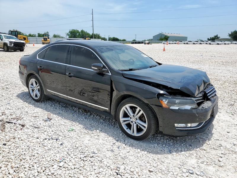  VOLKSWAGEN PASSAT 2014 Черный