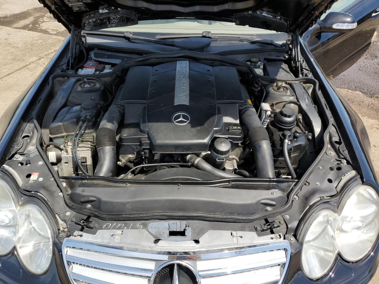 2003 Mercedes-Benz Sl 500R VIN: WDBSK75F53F027302 Lot: 56146825