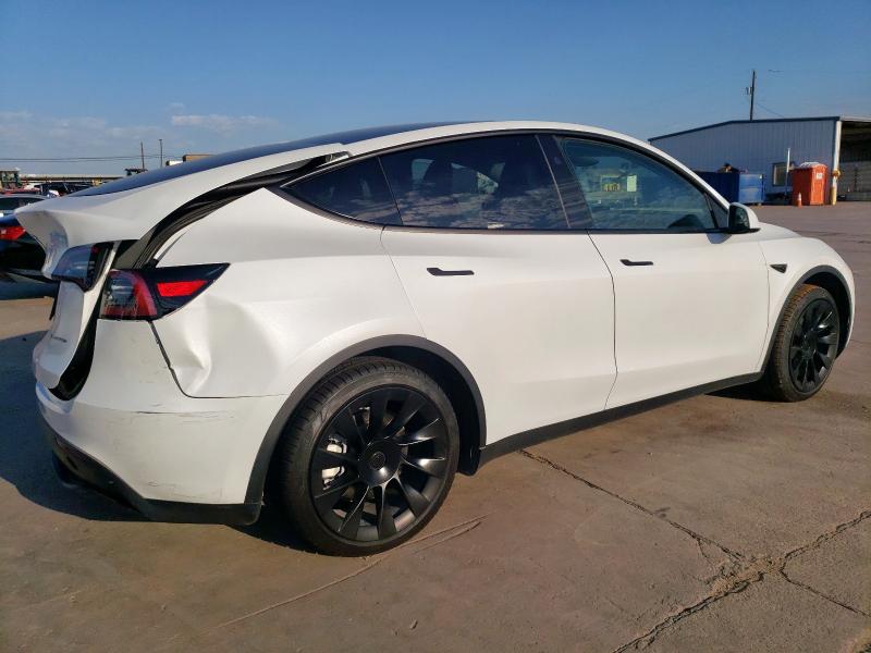 TESLA MODEL Y 2024 White