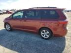 2017 Toyota Sienna Le en Venta en Antelope, CA - Front End