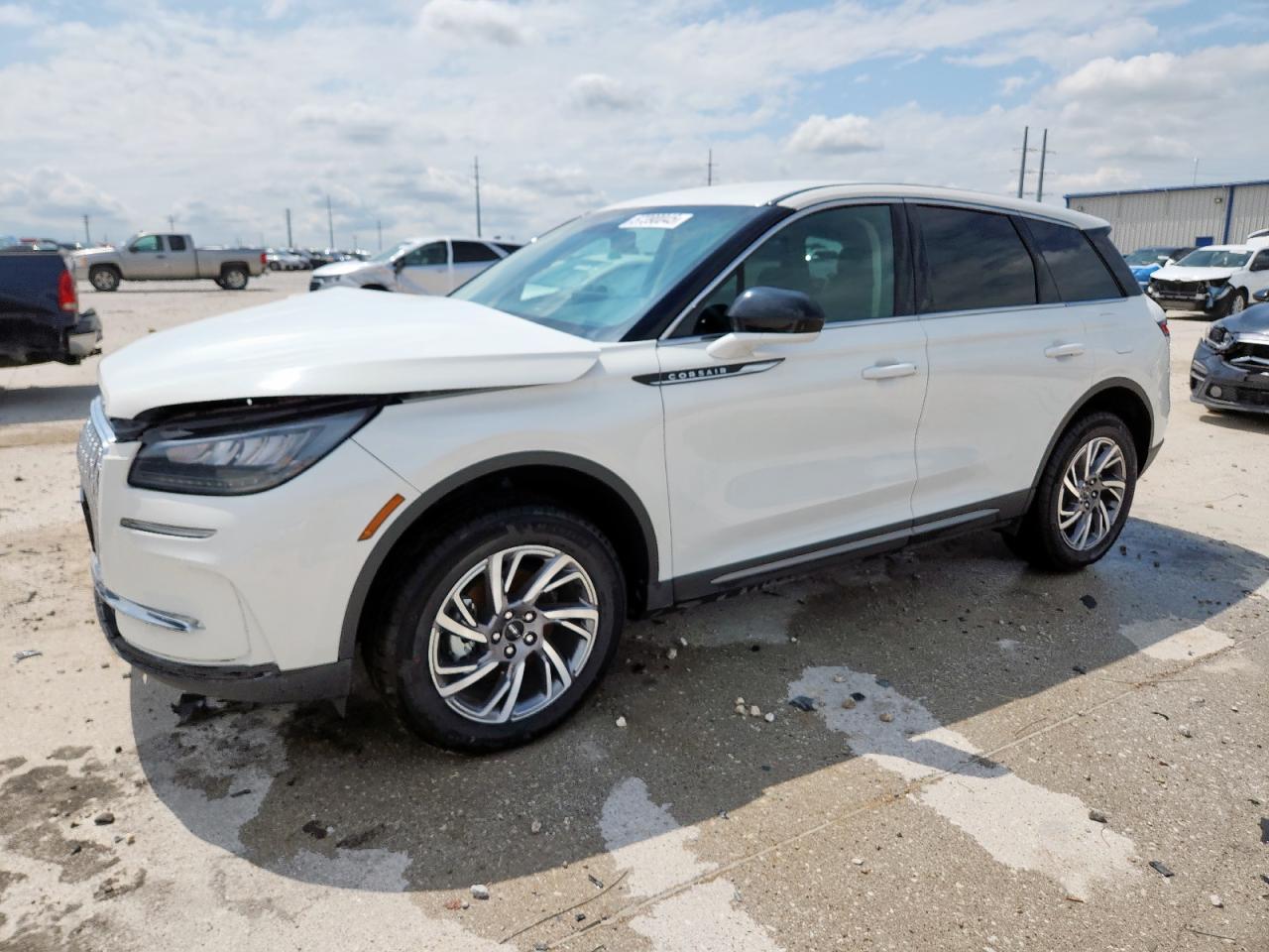 2025 Lincoln Corsair Premiere for Sale in Haslet, TX - Front End