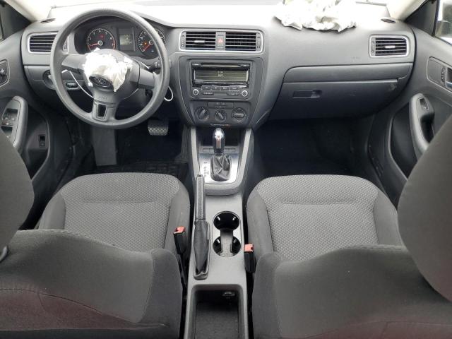 Седани VOLKSWAGEN JETTA 2012 Сріблястий