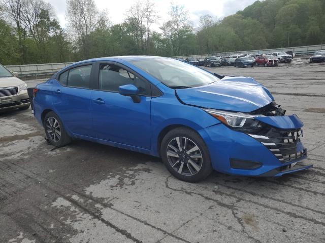  NISSAN VERSA 2023 Granatowy
