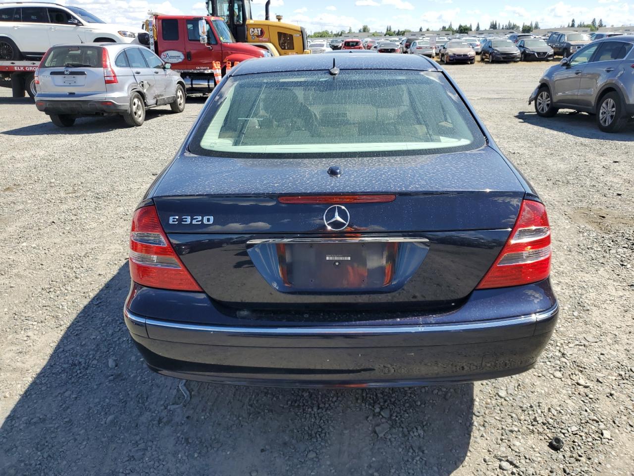 2005 Mercedes-Benz E 320 VIN: WDBUF65J55A728952 Lot: 56553565
