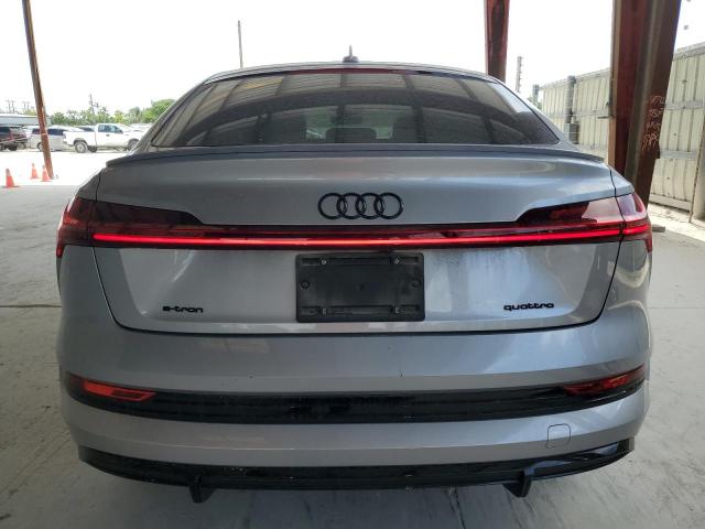  AUDI E-TRON 2022 Srebrny