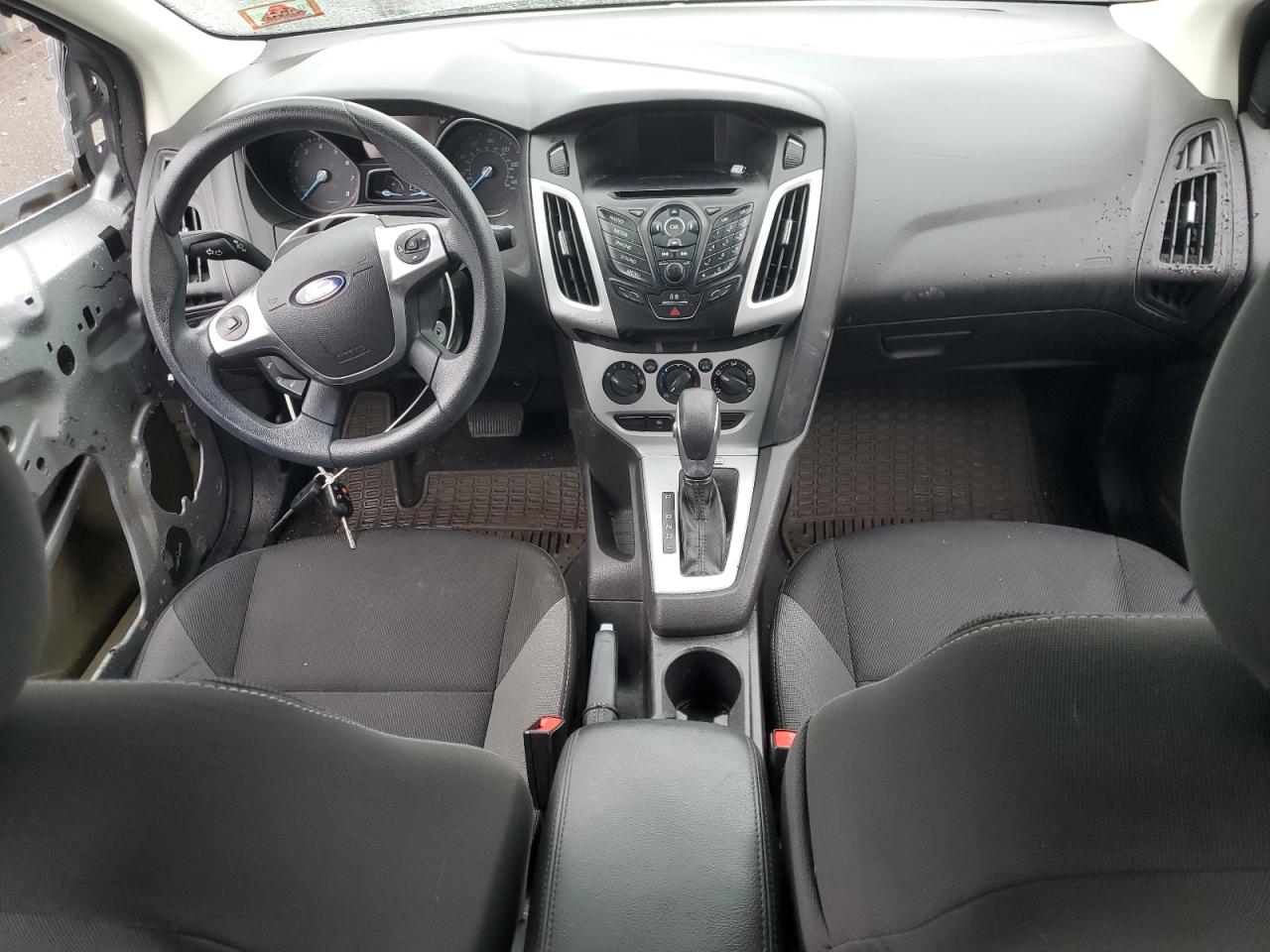 2014 Ford Focus Se VIN: 1FADP3F21EL435158 Lot: 56556055