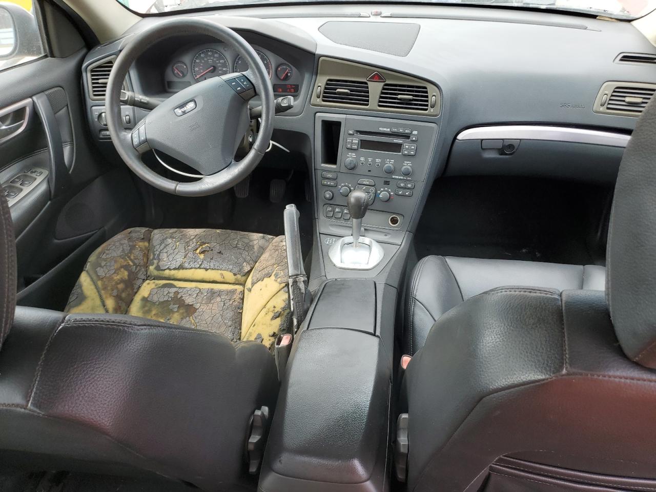 2001 Volvo S60 T5 VIN: YV1RS53D812044177 Lot: 56113165