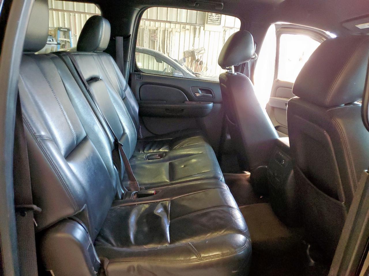 2013 Chevrolet Suburban K1500 Lt VIN: 1GNSKJE74DR348259 Lot: 57227185