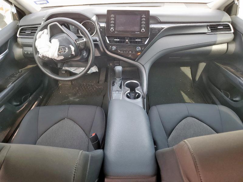  TOYOTA CAMRY 2024 Сріблястий