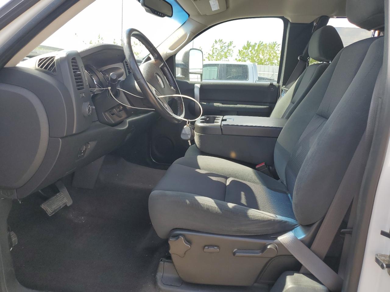 2009 GMC Sierra K2500 Heavy Duty VIN: 1GTHK49649E104986 Lot: 56855325