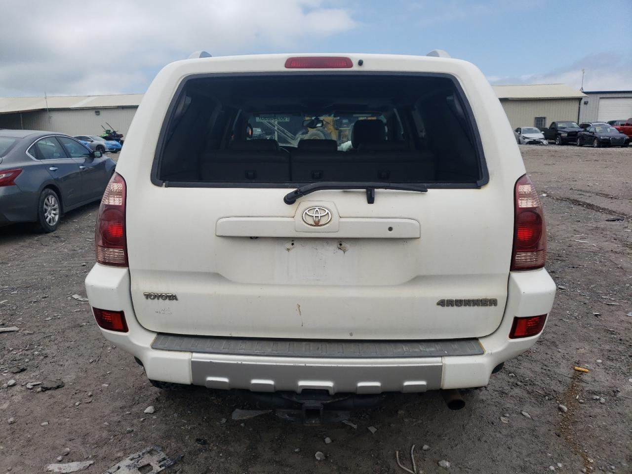 2004 Toyota 4Runner Limited VIN: JTEBT17R740043701 Lot: 58540895