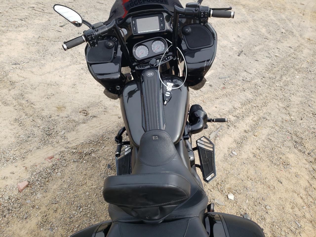 2018 Harley-Davidson Fltrxse Cvo Road Glide VIN: 1HD1TCL17JB959725 Lot: 55834955