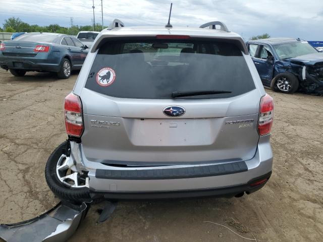  SUBARU FORESTER 2015 Серебристый