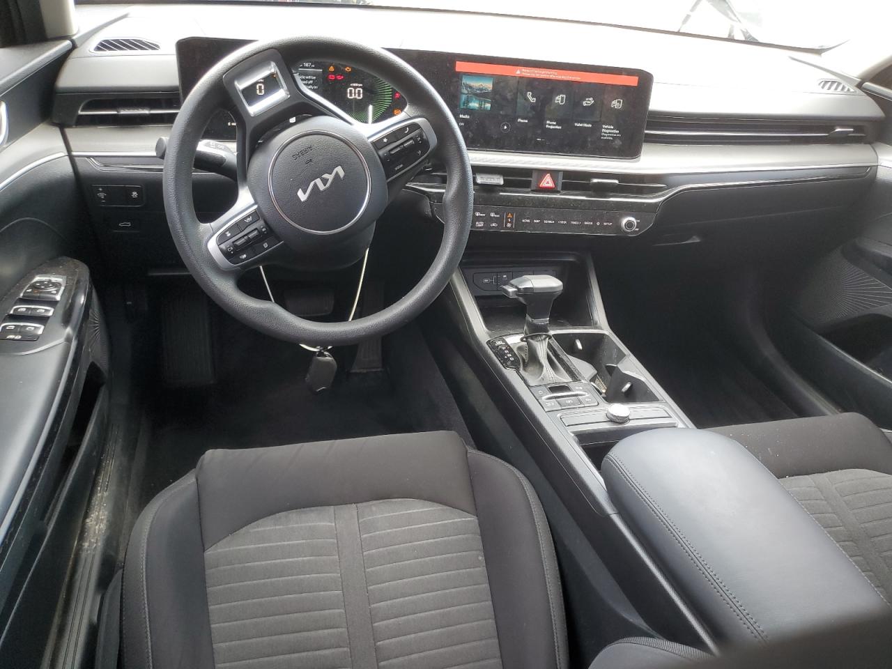 2025 Kia K5 Lxs VIN: KNAG24J79S5321789 Lot: 56653625