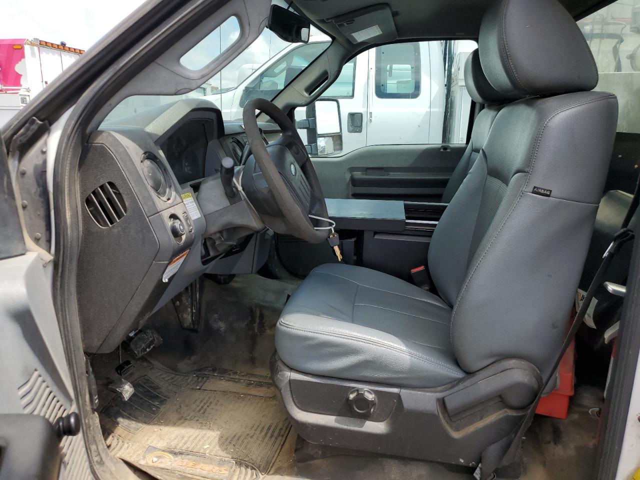 2013 Ford F450 Super Duty VIN: 1FDUF4GY1DEB14967 Lot: 53127525