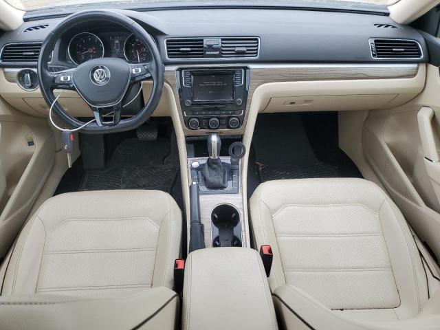  VOLKSWAGEN PASSAT 2018 Czarny