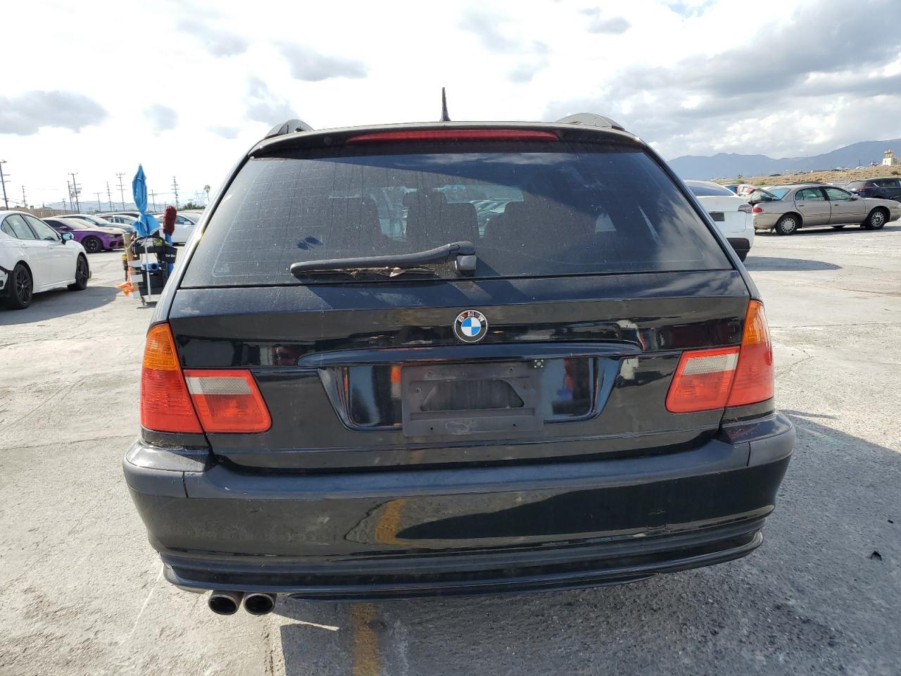 2004 BMW 325 It Sulev VIN: WBAAX13404PJ00663 Lot: 56684585