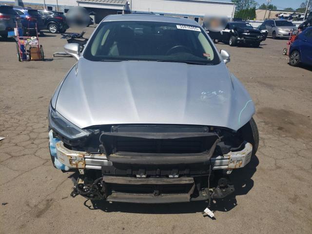  FORD FUSION 2018 Серебристый