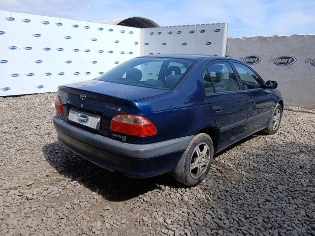 2001 TOYOTA AVENSIS GS