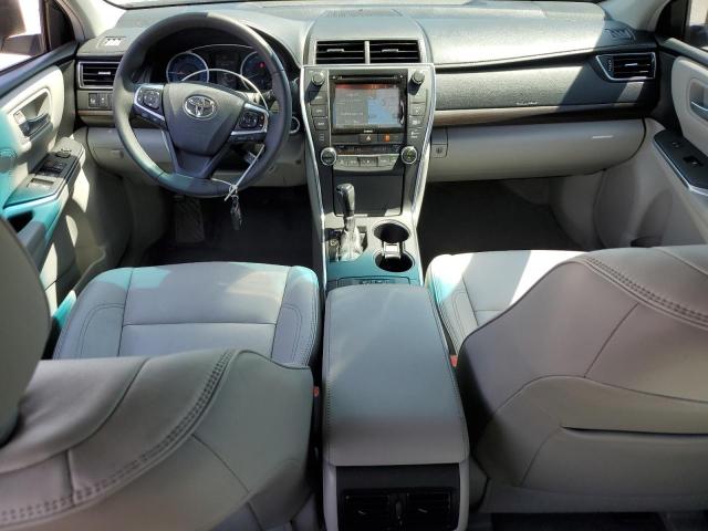  TOYOTA CAMRY 2017 Белы