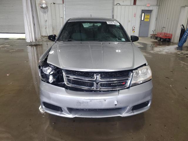 Sedans DODGE AVENGER 2013 Srebrny