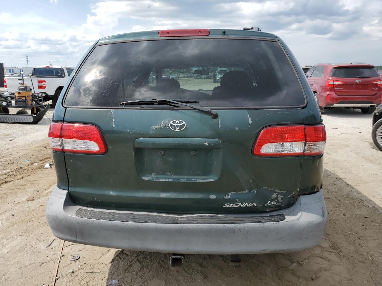 2001 Toyota Sienna Le VIN: 4T3ZF13C61U348612 Lot: 58386875