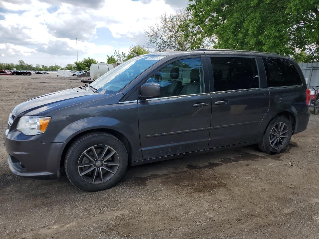 2017 Dodge Grand Caravan Se for Sale in London, ON - Rear End