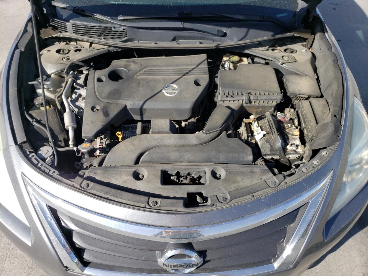2015 Nissan Altima 2.5 VIN: 1N4AL3AP5FC210258 Lot: 57092635