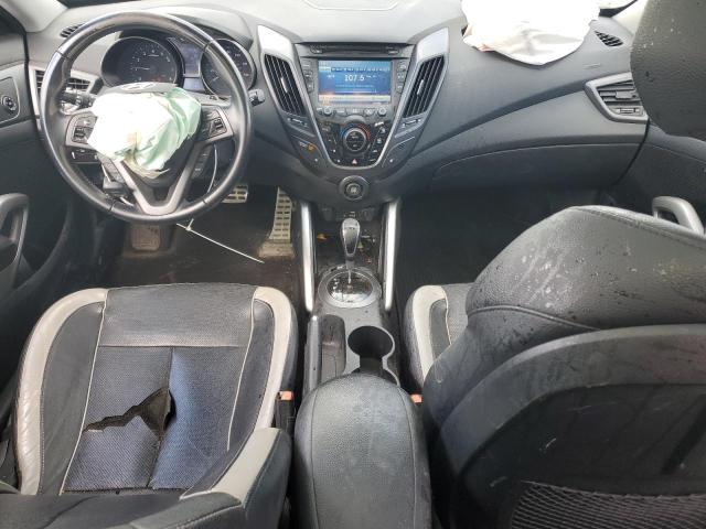  HYUNDAI VELOSTER 2015 Белый