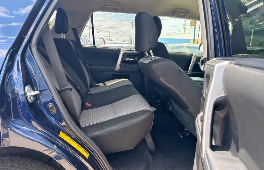  TOYOTA 4RUNNER 2021 Fioletowy