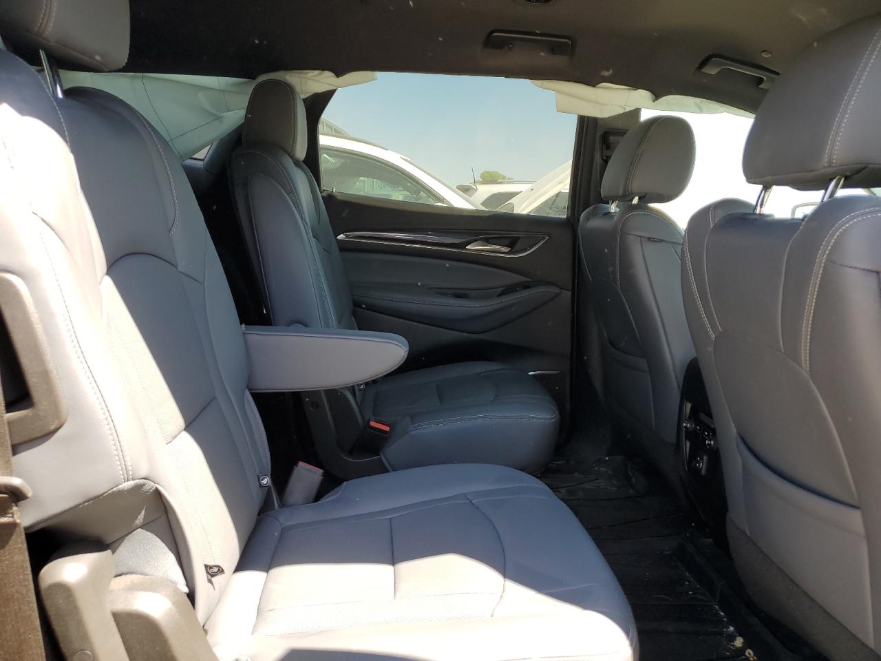 2022 Buick Enclave Essence VIN: 5GAERBKW4NJ125529 Lot: 56389585