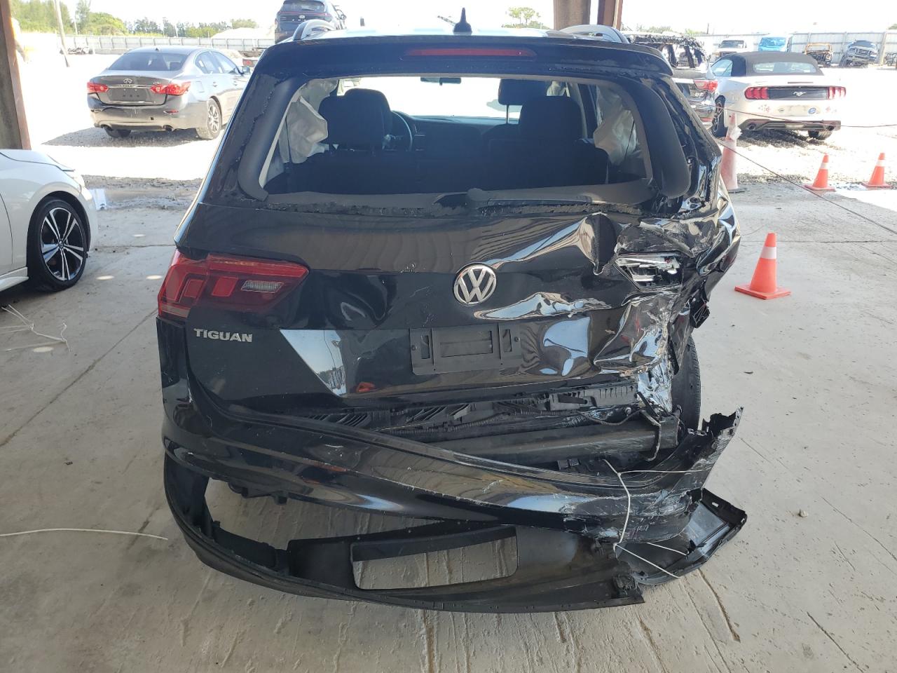2020 Volkswagen Tiguan S VIN: 3VV1B7AX8LM157667 Lot: 56722935