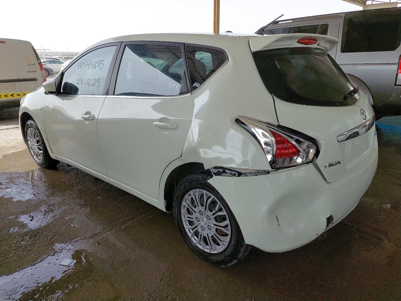 MNTBC2C94G6008804 - 2016 Nissan Tiida - #58644885