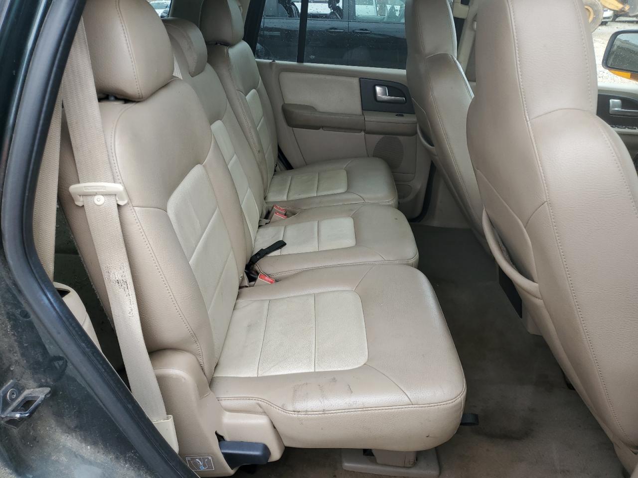 2004 Ford Expedition Eddie Bauer VIN: 1FMPU18L24LA18376 Lot: 58567575