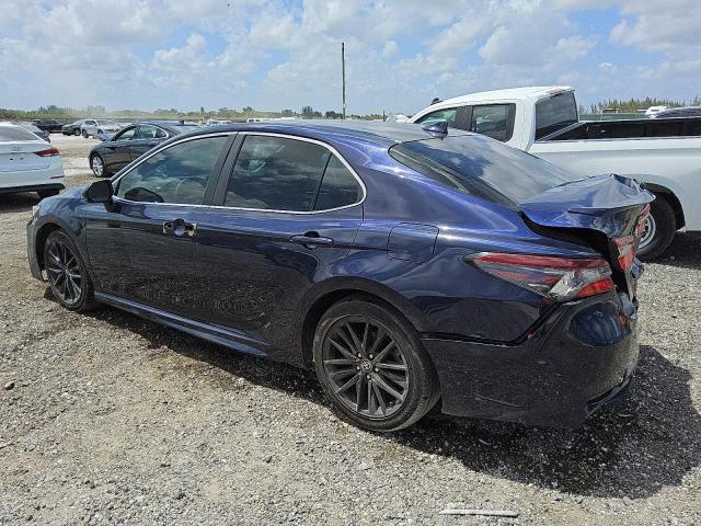  TOYOTA CAMRY 2021 Granatowy