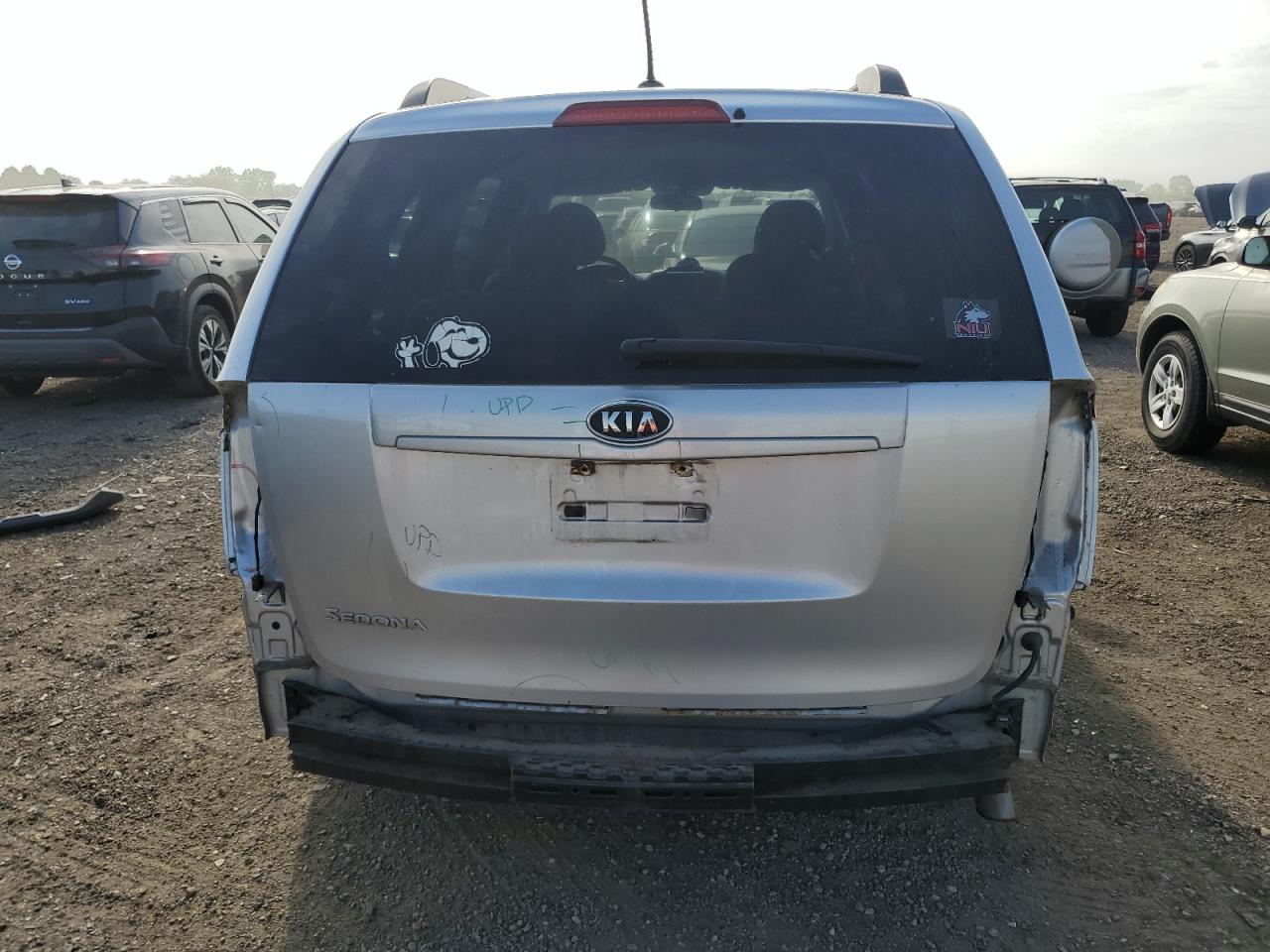 2011 Kia Sedona Lx VIN: KNDMG4C75B6384189 Lot: 56845275
