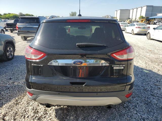  FORD ESCAPE 2016 Czarny