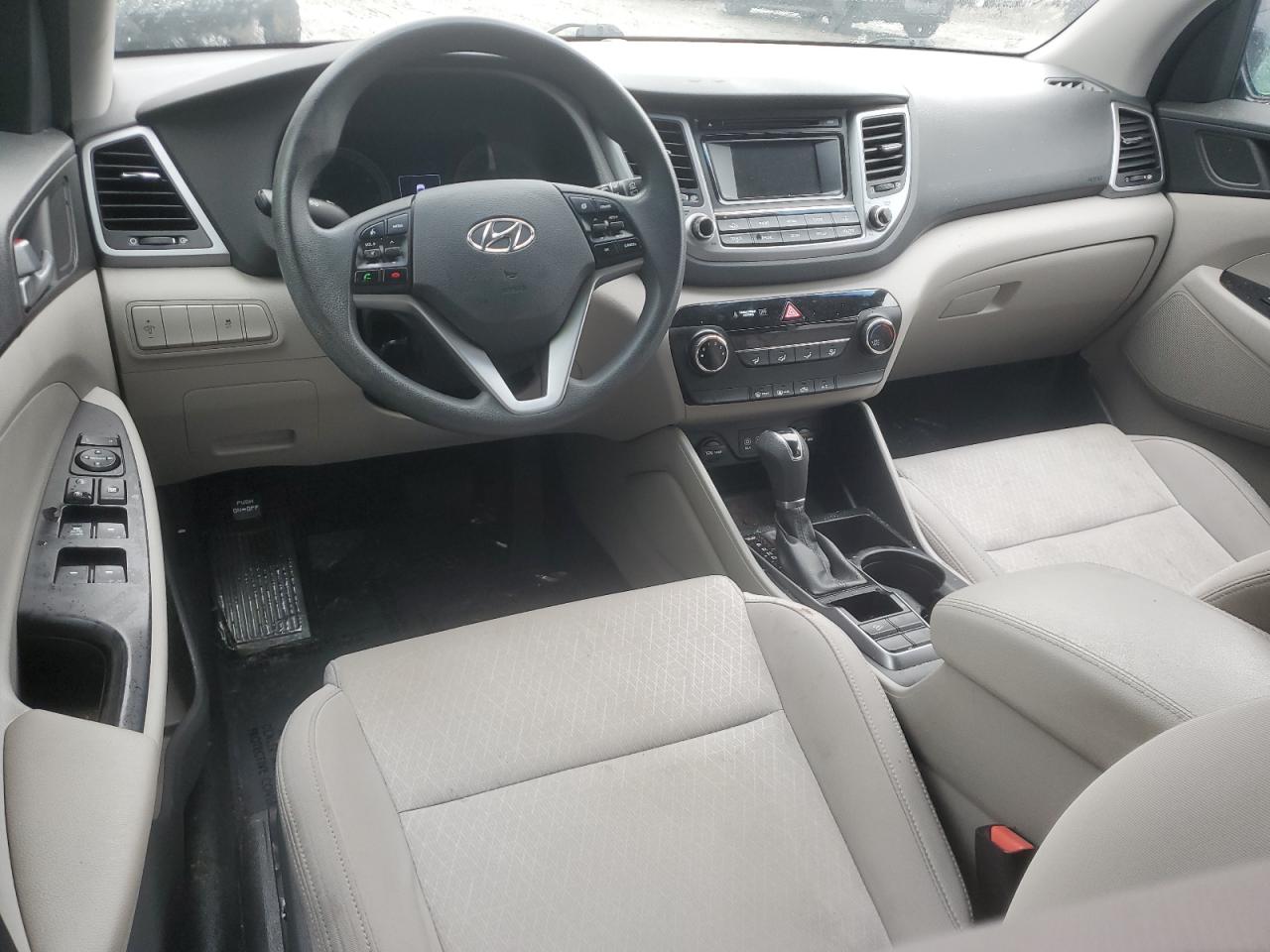 2017 Hyundai Tucson Se VIN: KM8J23A40HU460843 Lot: 56828335