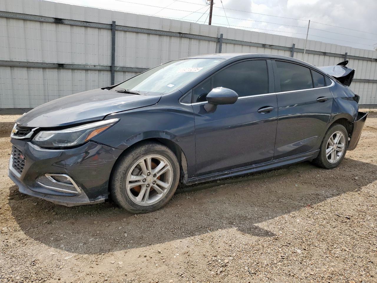 2016 Chevrolet Cruze Lt for Sale in Mercedes, TX - Rear End